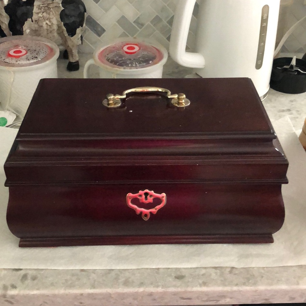 Bombay Company wood keepsake box
